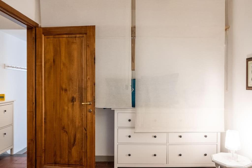 פירנצה Classic Florentine Flat Near Piazza Santa Croce מראה חיצוני תמונה